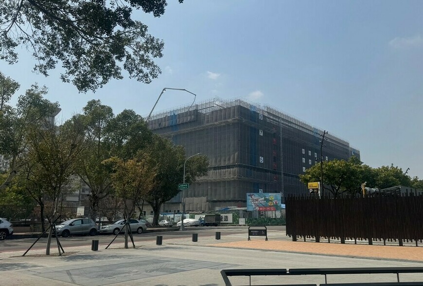 土方成本暴增衝擊房價！M編：政府不設公辦土資場，房價這塊「硬塊」永遠敲不碎