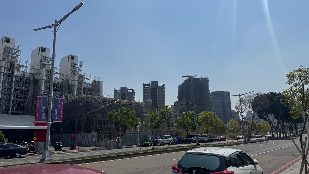 房市交易量跌破2年半新低！M編：不是銀行沒錢，是大家沒信心