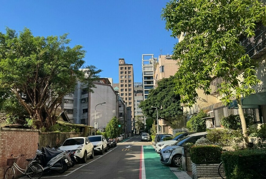 台北房市1~2月逆勢增6.4%!台股3萬點救了買氣?專家:別高興太早,讓利才是關鍵