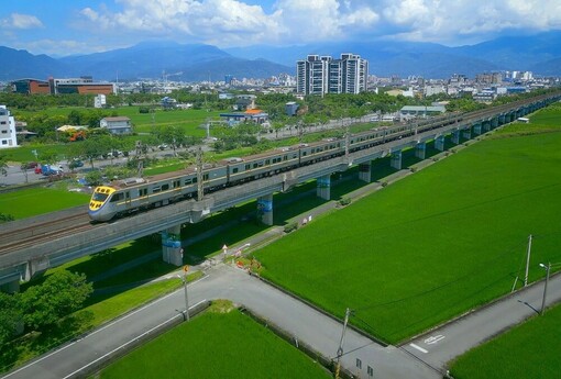 等了33年！宜蘭鐵路高架化終獲核定，總經費501億，可消除9處平交道