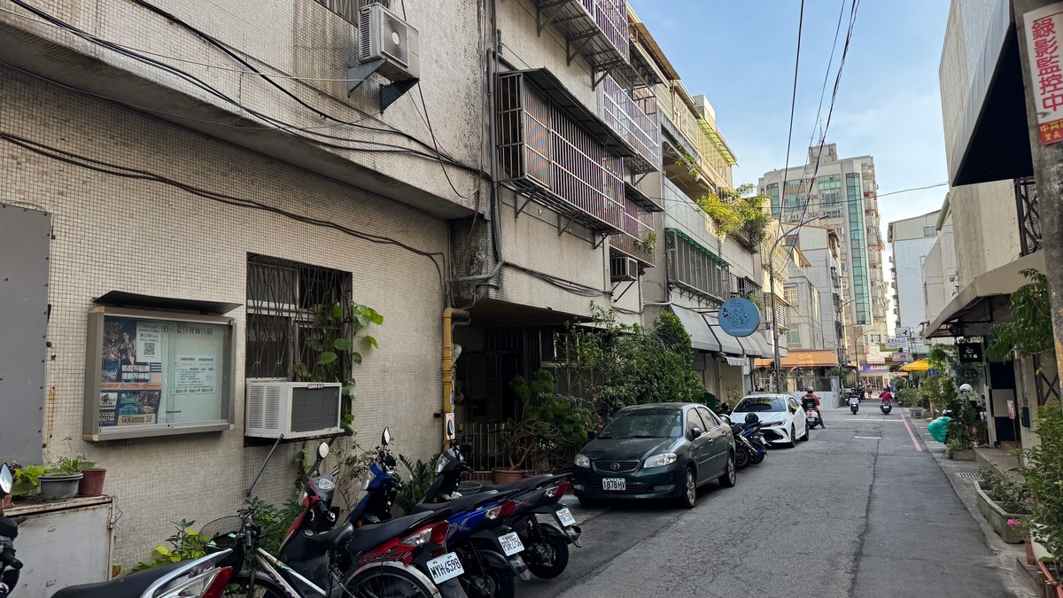 買老屋收租真的穩賺？500萬戶30年老屋爆量，專家警告：租金沒多少，修一次就噴光