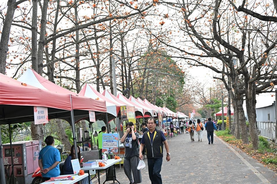 2026二林木棉花親子樂遊季　春日裡火熱綻放