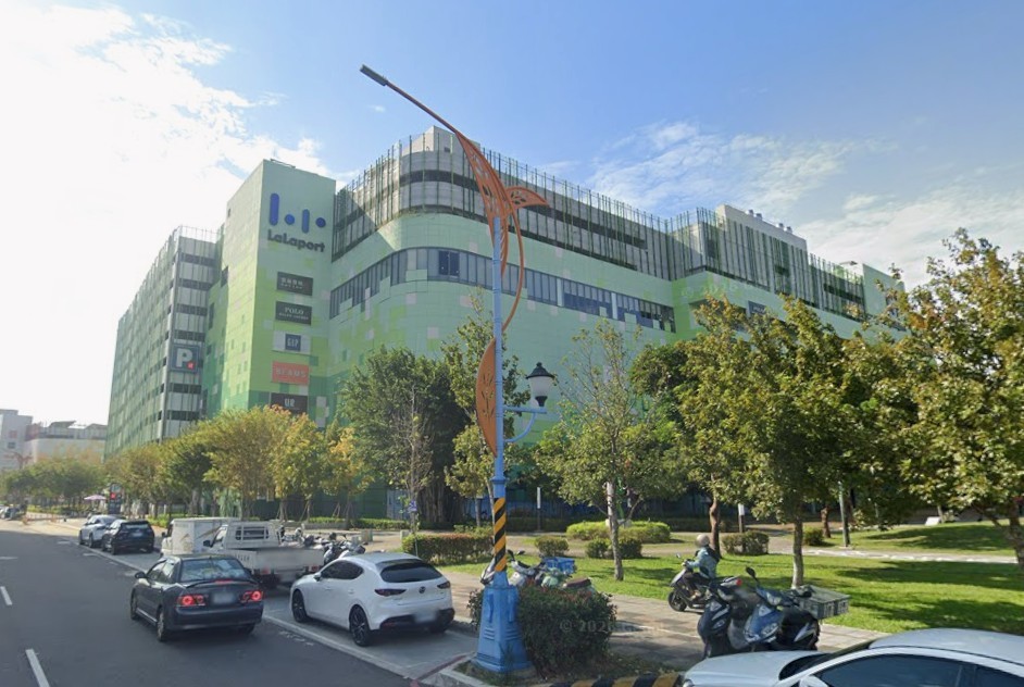 南港vs.台中LALAPORT周邊房市兩樣情！南港逆勢漲2%、台中跌6%，專家：關鍵不是商場，是這三件事