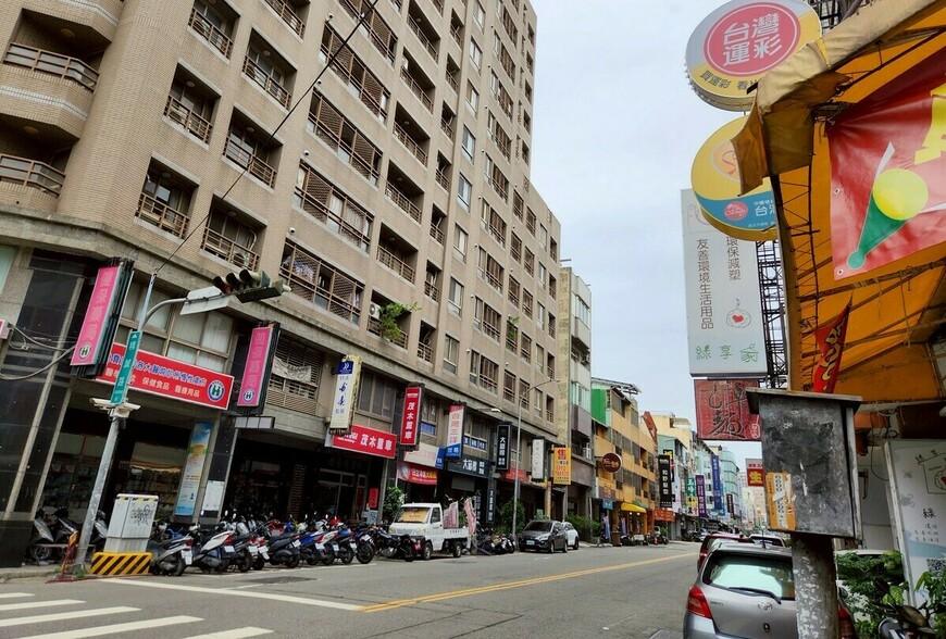 賣房找誰最穩？資深房仲不敢說的真相：專任約卡位、一般約亂殺價，高手都用「混合策略」