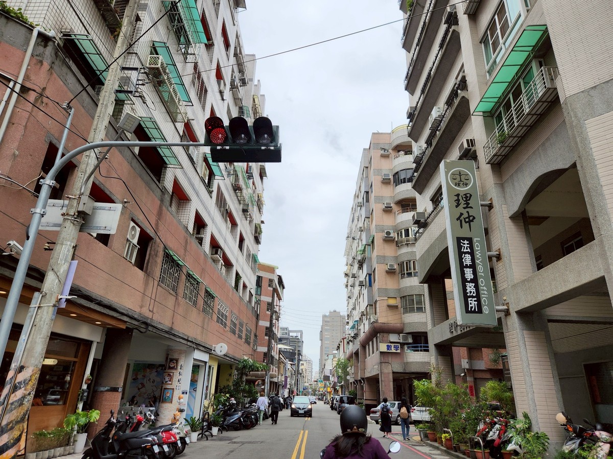 台灣房價這麼高，是因為社宅太少？還是我們根本不想便宜？