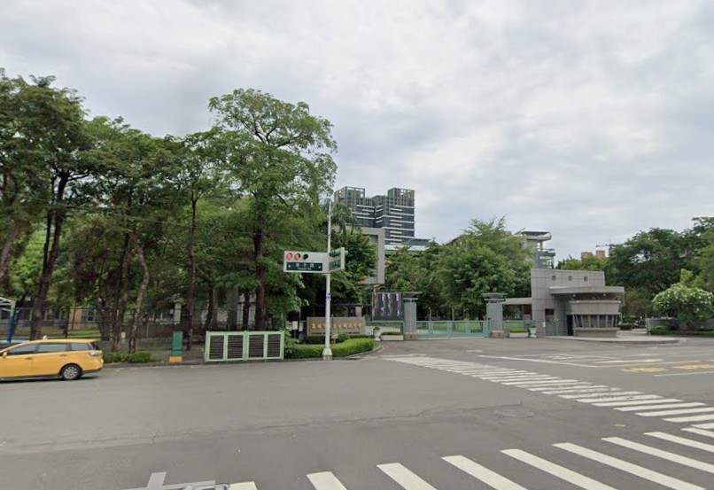 舊左營國中校地變清大高雄分部！周圍房價已站5字頭，高樓層小宅飆6字頭