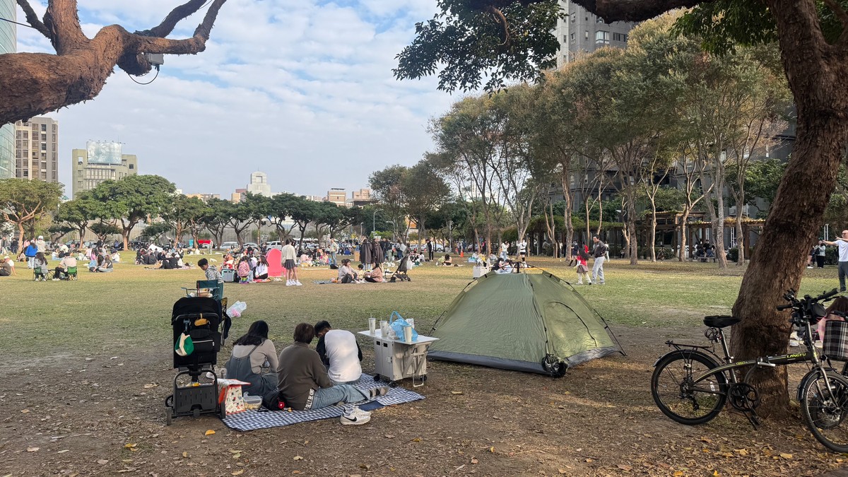 房子越蓋越多，人卻越生越少：台灣房市真的開始反轉了嗎？