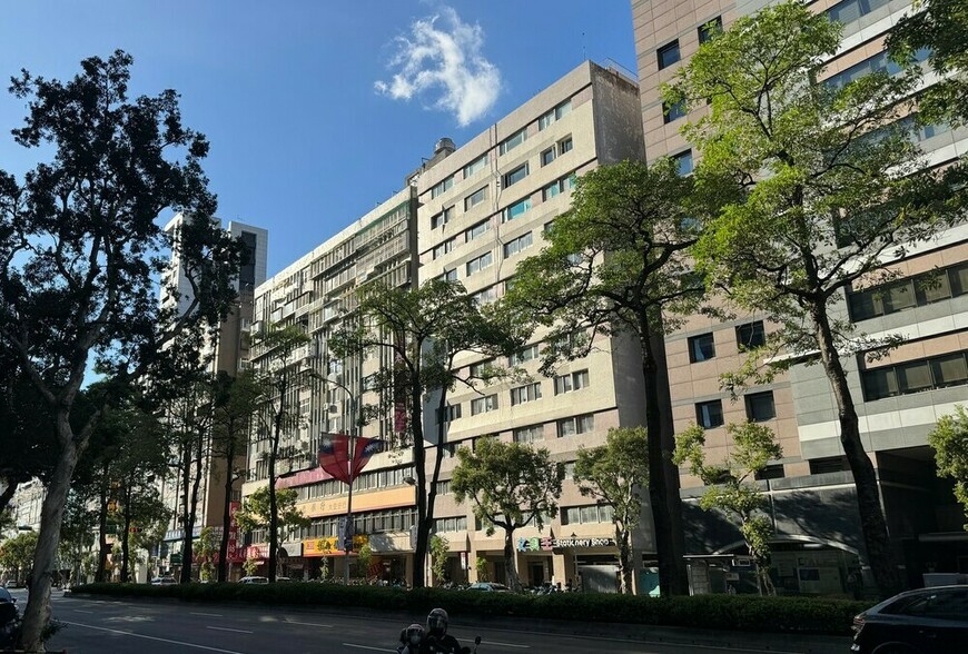 六都買房年齡全面分化！台北人專挑40年老屋、新北卡在20年中古屋　市場正在「逆時針選屋」