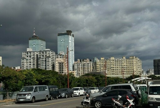 租賃業三年風暴與盛宴：融資租賃14年首見衰退、包租代管1天多1家、房租連3年漲破2%