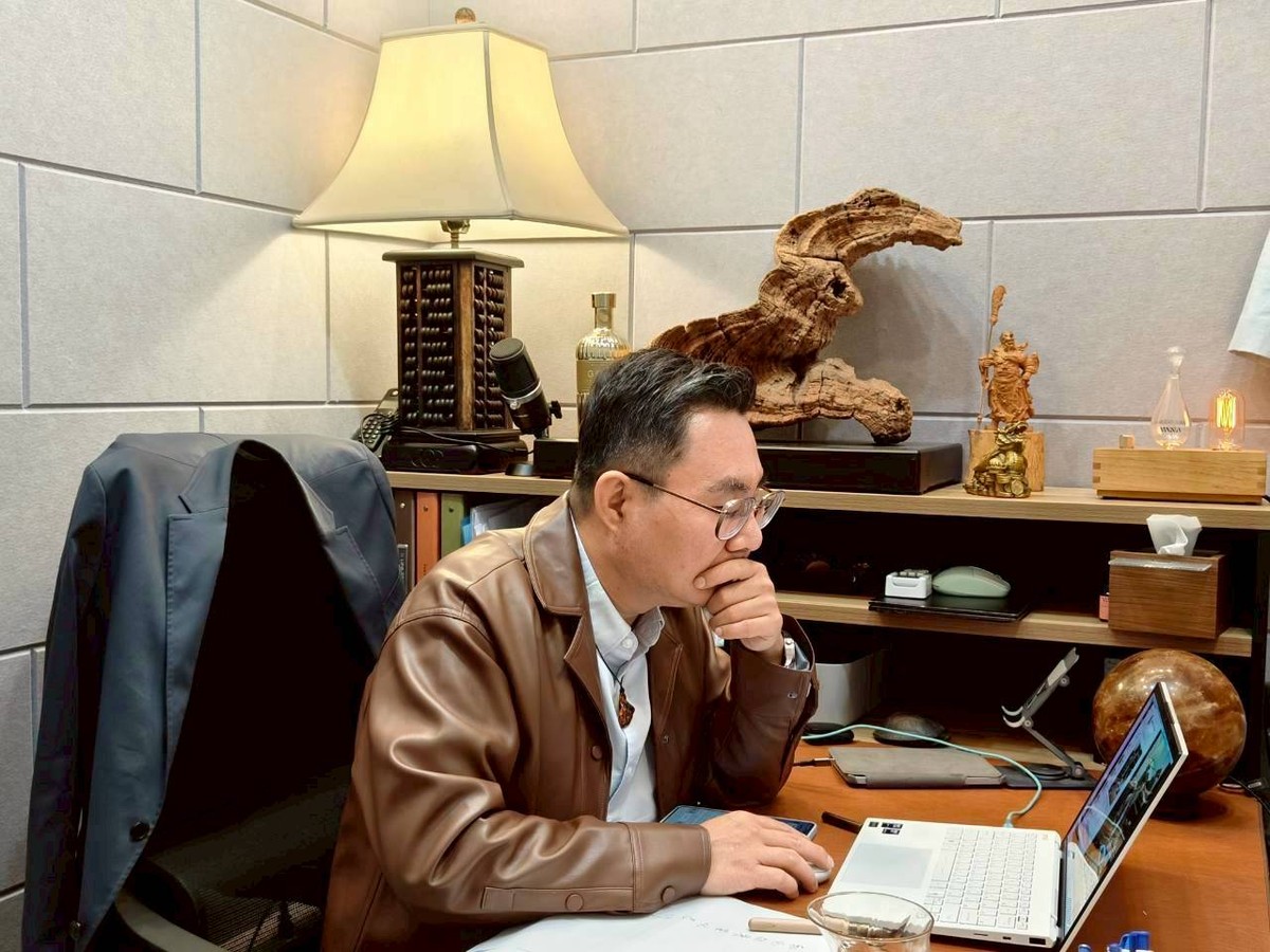 【房貸水位跌破14年低點】銀行不是不放款，是開始挑人借錢 富哥：市場進入信用篩選期，自住族反而更有利