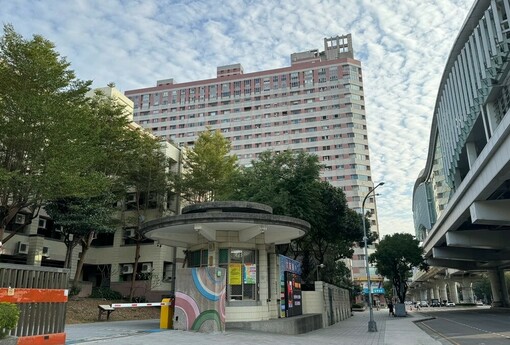 政府砸百億補貼房租，為何租金卻愈飆愈高？