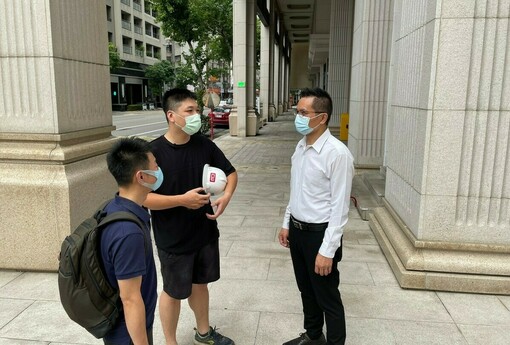 遺產稅vs.贈與稅：哪種方式更划算？關鍵比較與選擇建議
