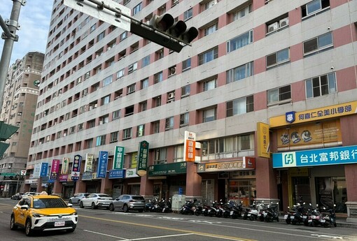 增貸被卡、轉貸卻搶破頭？央行信用管制下房貸市場出現「雙標現象」引爆爭議