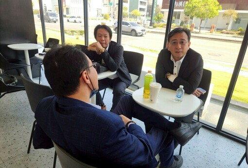 台股站高檔、房市轉冷：現在該追高還是先落袋？山哥這樣看