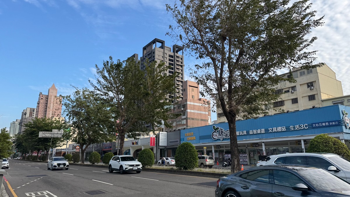 店面「連鎖化」與「小宅化」同步來襲！地方特色店退場，商圈變了