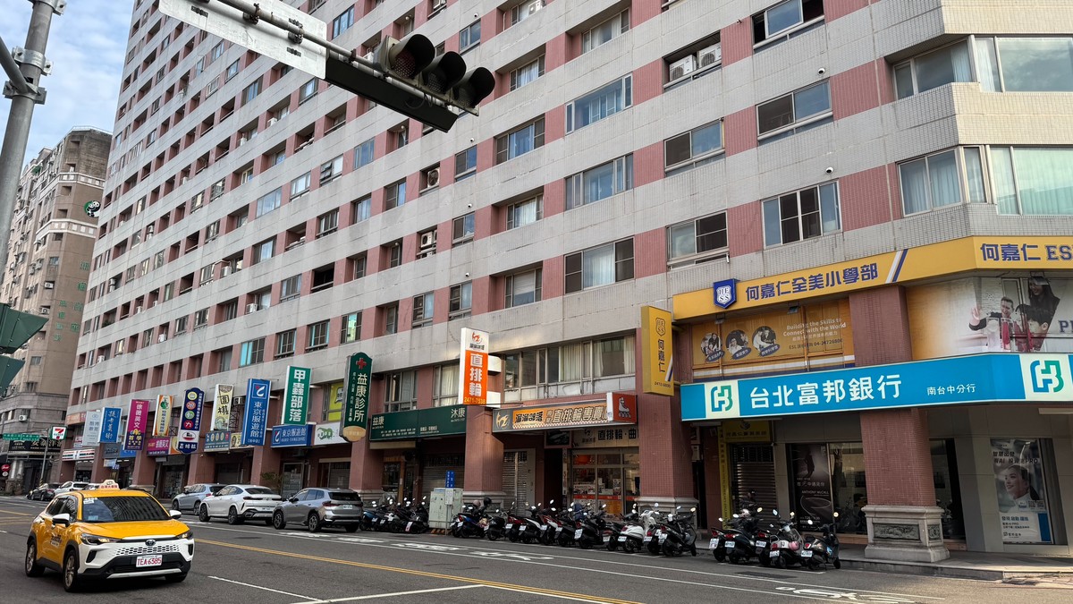 社宅蓋在蛋黃區，租金還是貴？專家：低樓層開商場，用店租補貼住戶
