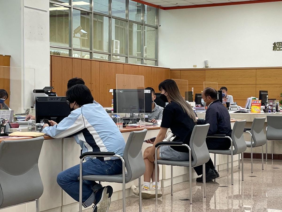 新青安擬設排富門檻 年收200萬在台北成家難  台北房均價3250萬 不墊腳買房年收入需300萬以上