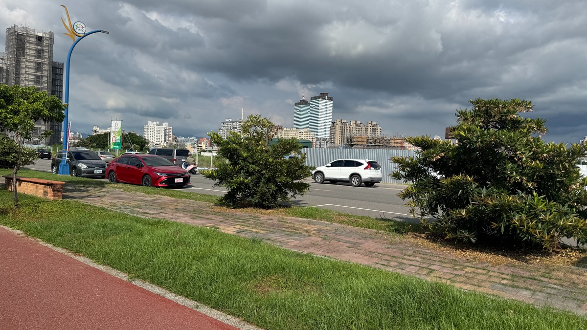 土地還在種菜，為何突然收到地價稅？專家揭「公共設施完竣」不是看旁邊有沒有空地
