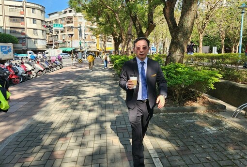 看屋後才發現親友在同品牌房仲上班！山哥：可以合作，但不建議跳過原房仲