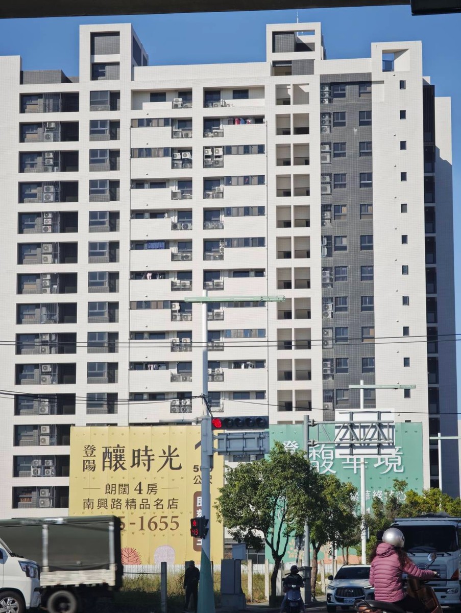 四大房價指數全線轉弱 專家示警：交屋潮將決定房市軟硬著陸