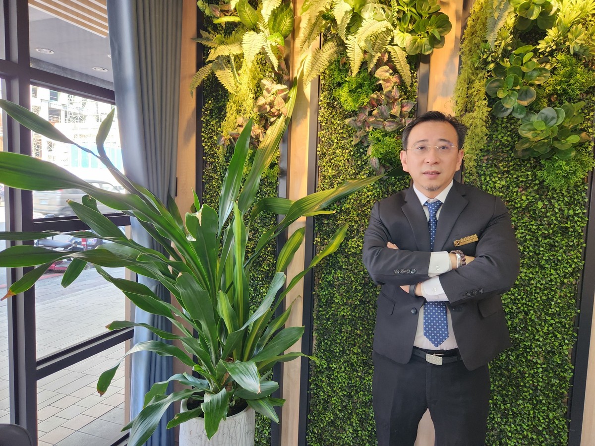 租服業3年增萬人！山哥直言：房仲不會被消滅，只會「合體進化」
