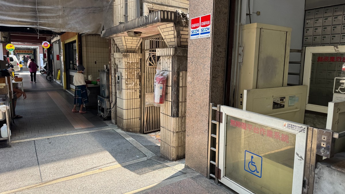 舊公寓裝電梯免車位代金才合理!若按市價計算 補助最後仍是民眾買單